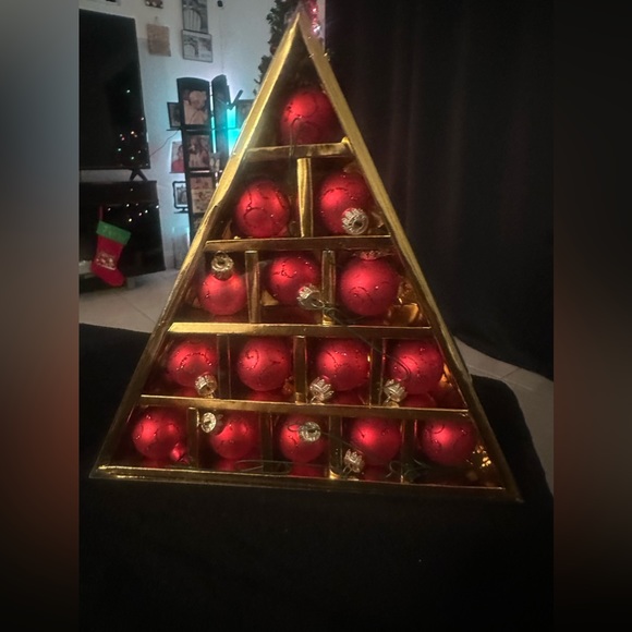 Set of 2 boxes of 🎄 ornaments 🎄 - Picture 2 of 3